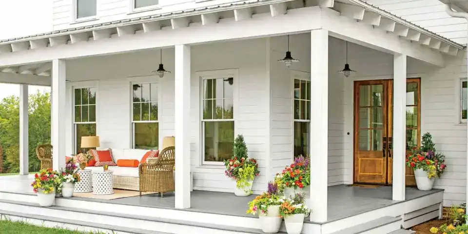 Houston Porch crew at work